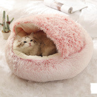2-in-1 plush pet bed for cats and dogs