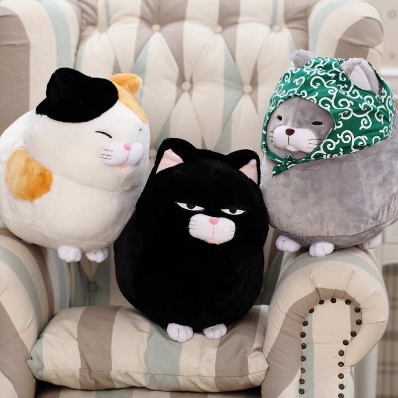 Cat plush toy doll