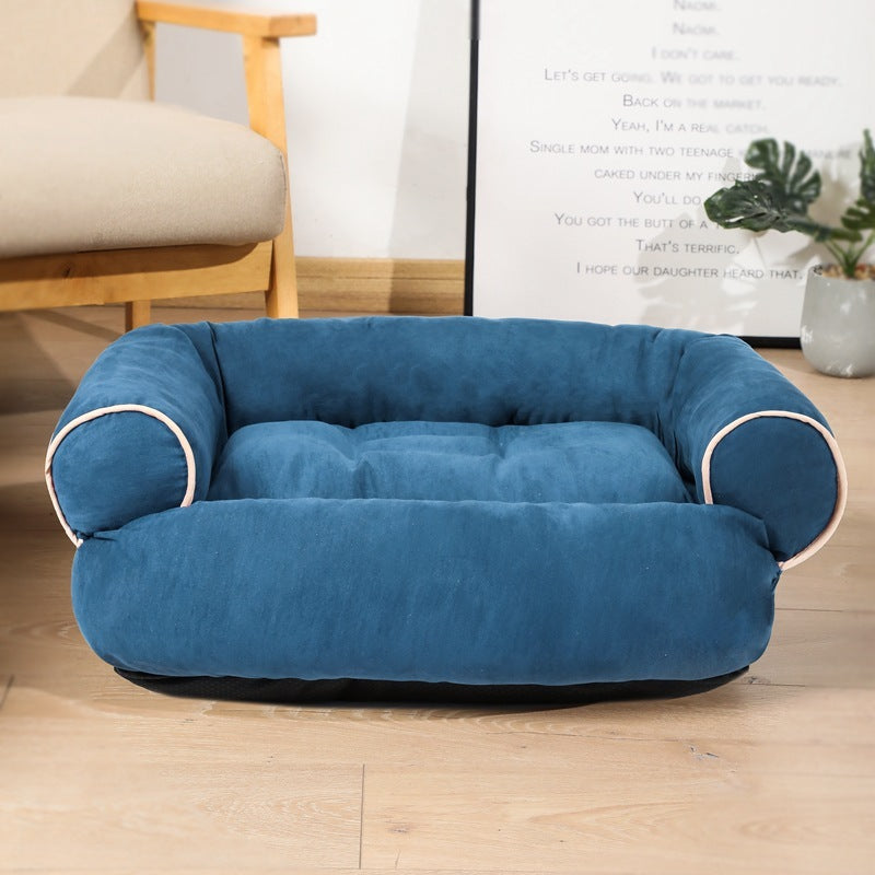 Warm winter pet sofa bed